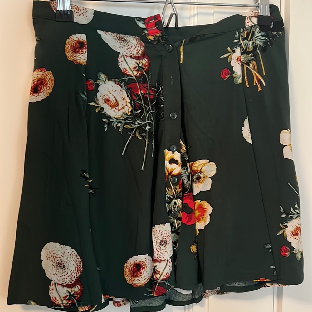 Urban Outfitters skirt, buttons in front, new with tags, never worn